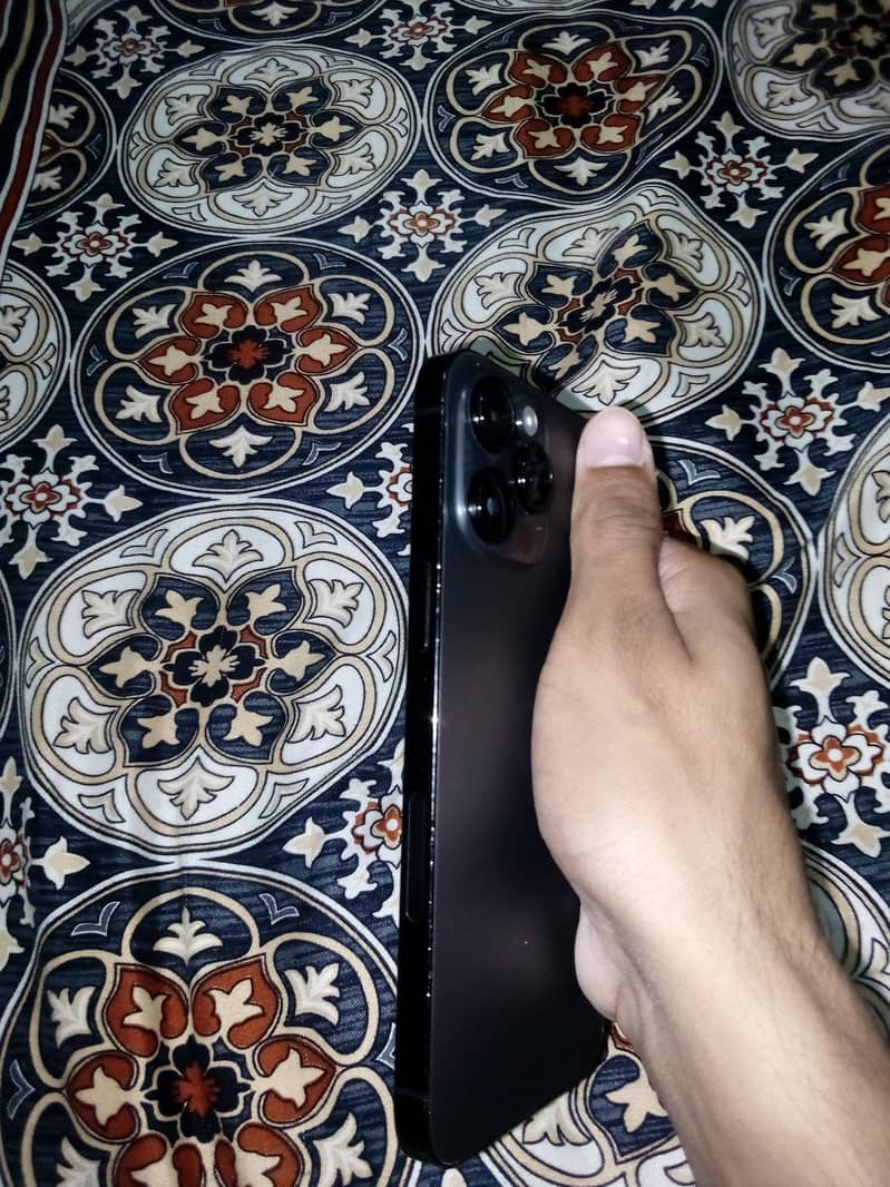 Apple iPhone 14 Pro Max 2
