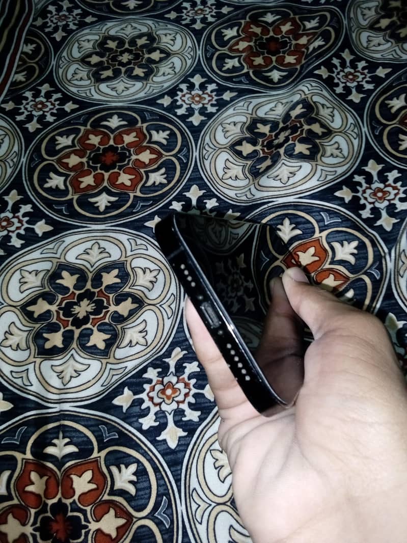 Apple iPhone 14 Pro Max 5