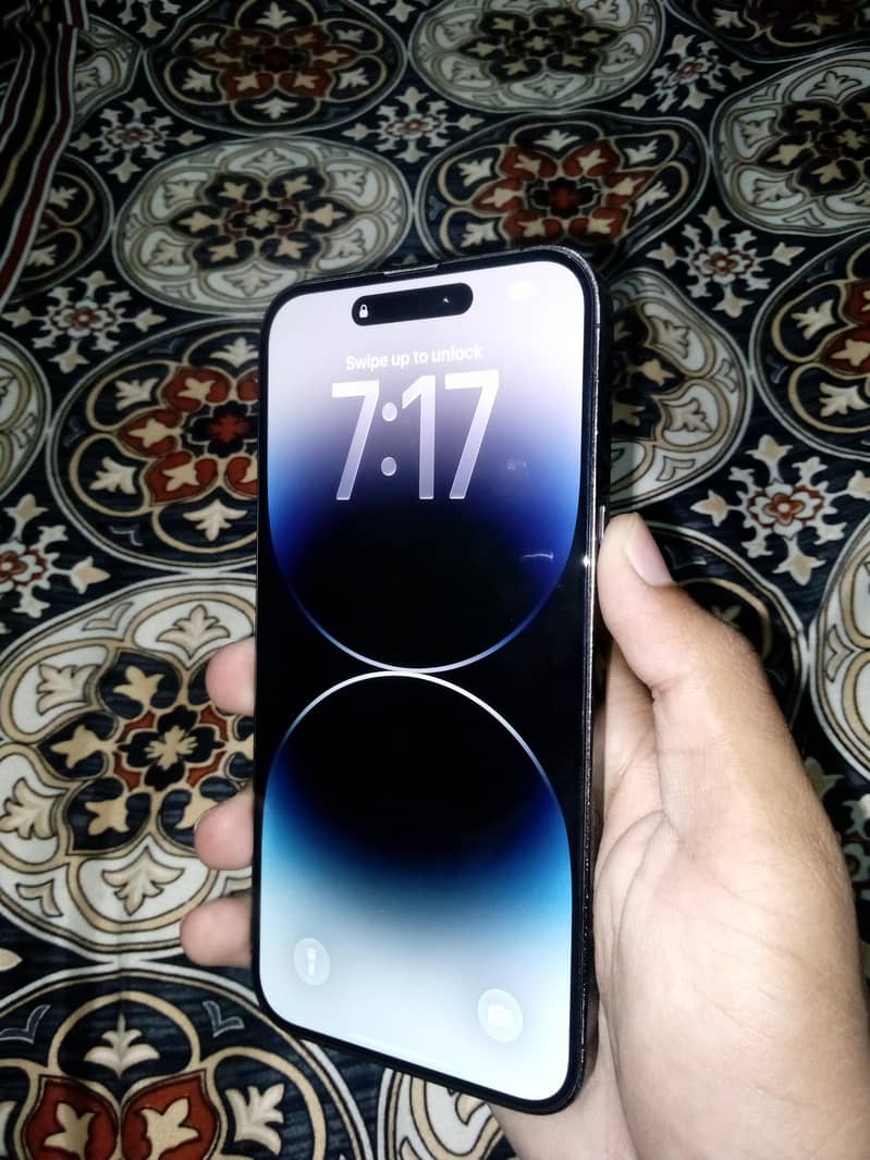 Apple iPhone 14 Pro Max 6