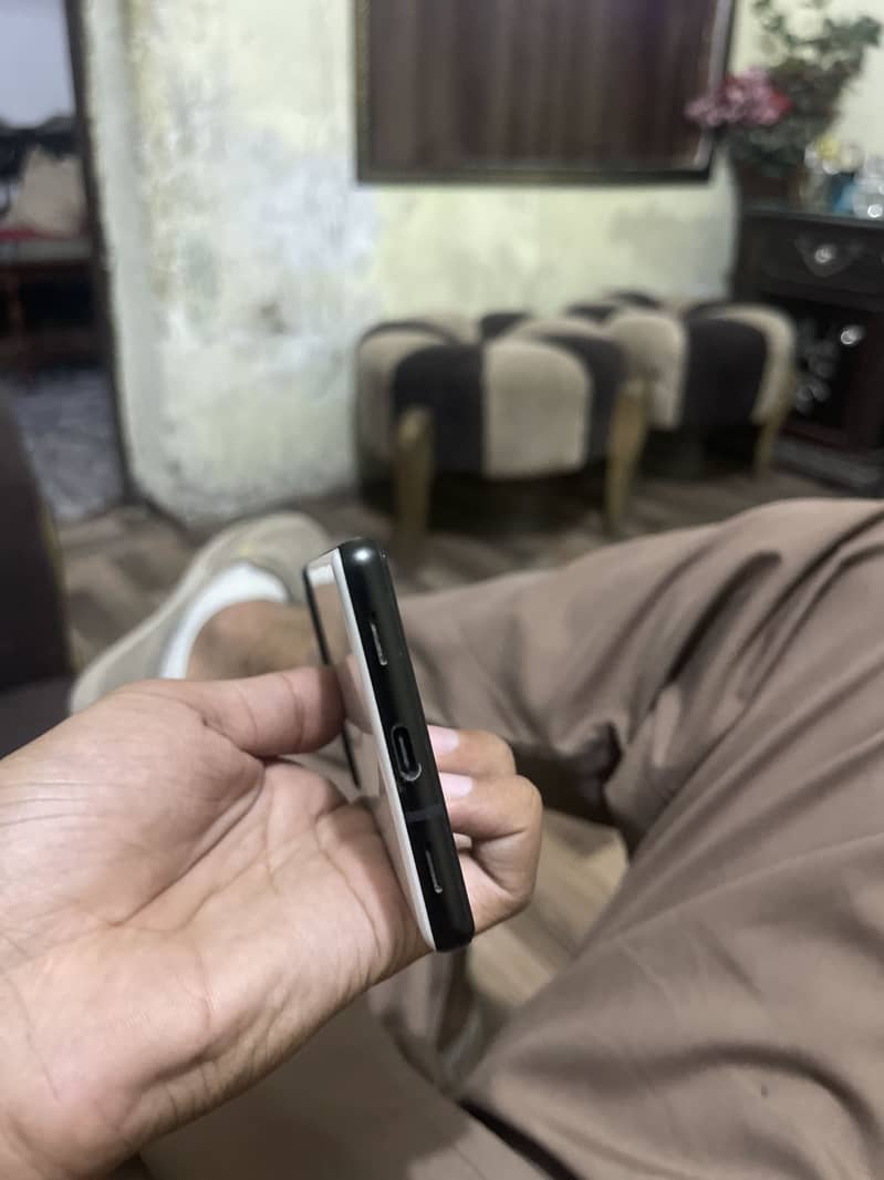 Google Pixel 6a 3