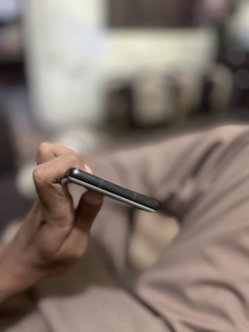 Google Pixel 6a 5