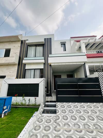 5 MARLA HOUSE FOR SALE | KHAYABAN E AMIN