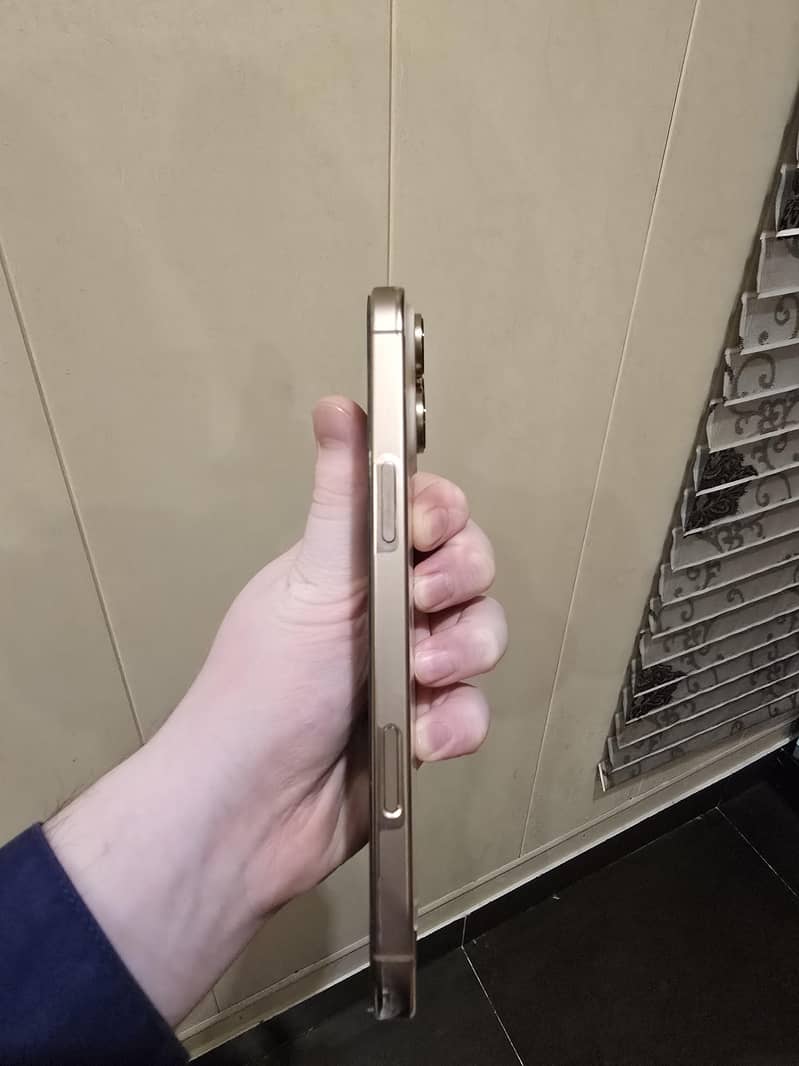 Apple iPhone 16 Pro Max Pta Approved 3