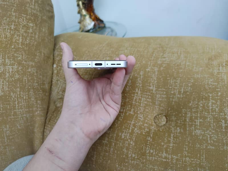 One Plus 13t 2
