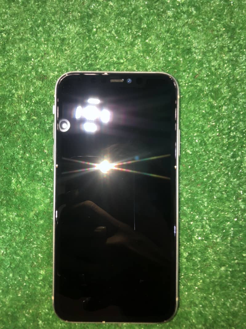 Apple iPhone 11 1