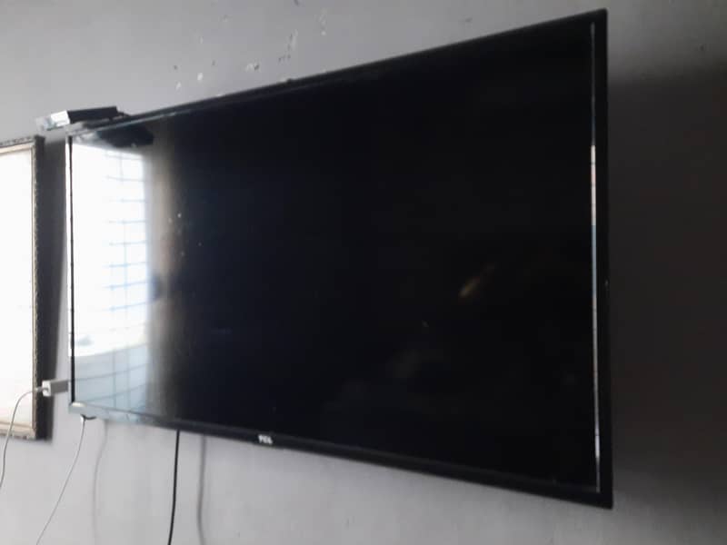 TCL lcd 1