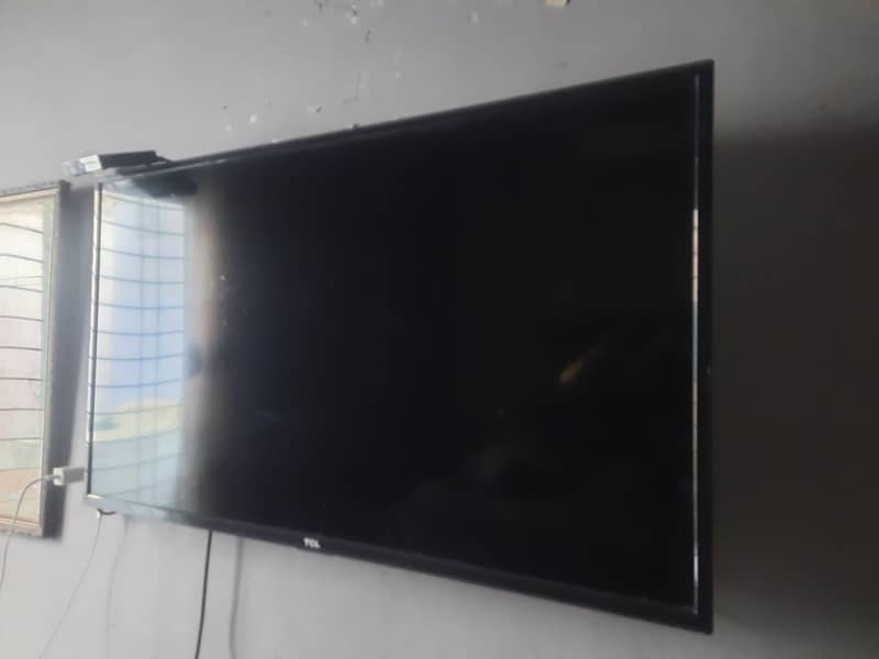 TCL lcd 2