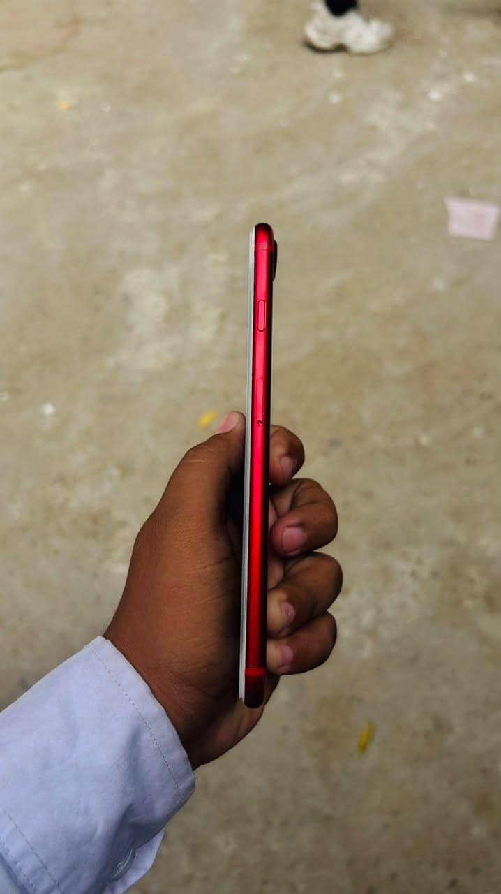 Apple iPhone 7 Plus 4