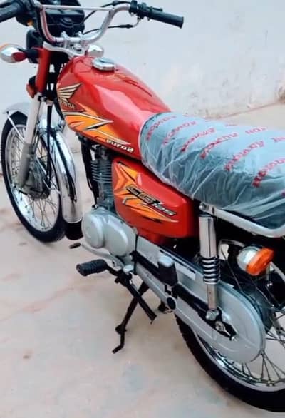 Honda 125 CG bike for sale 03///2204///28///213