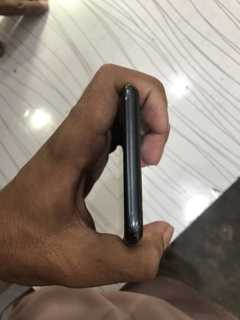 Apple iPhone 7 Plus 4