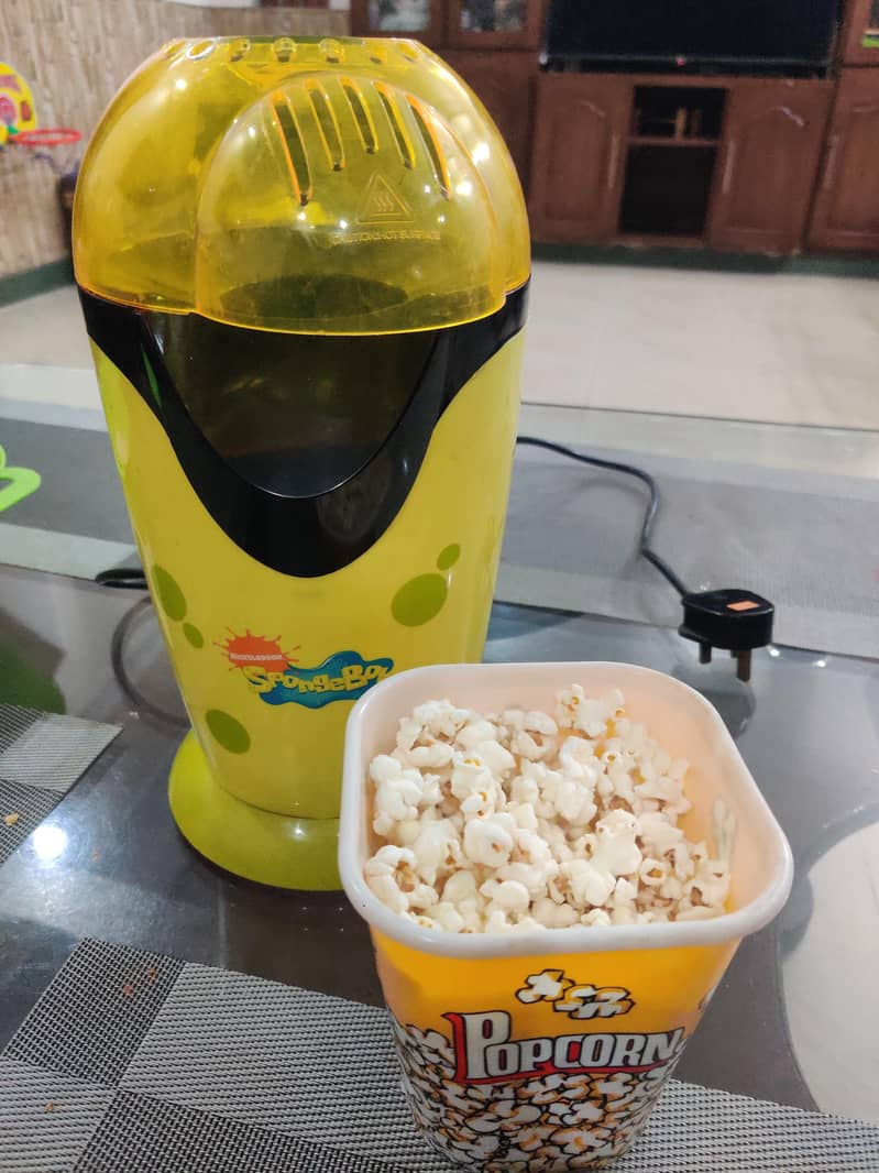 SpongeBob Popcorn Machine 3