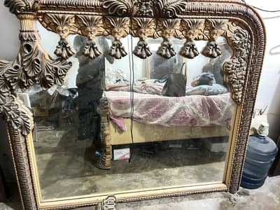 dressing mirror