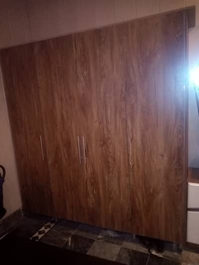 Premium 4-Door Matte Akhrot (Walnut) Wardrobe - 8x7 Feet (Like New)