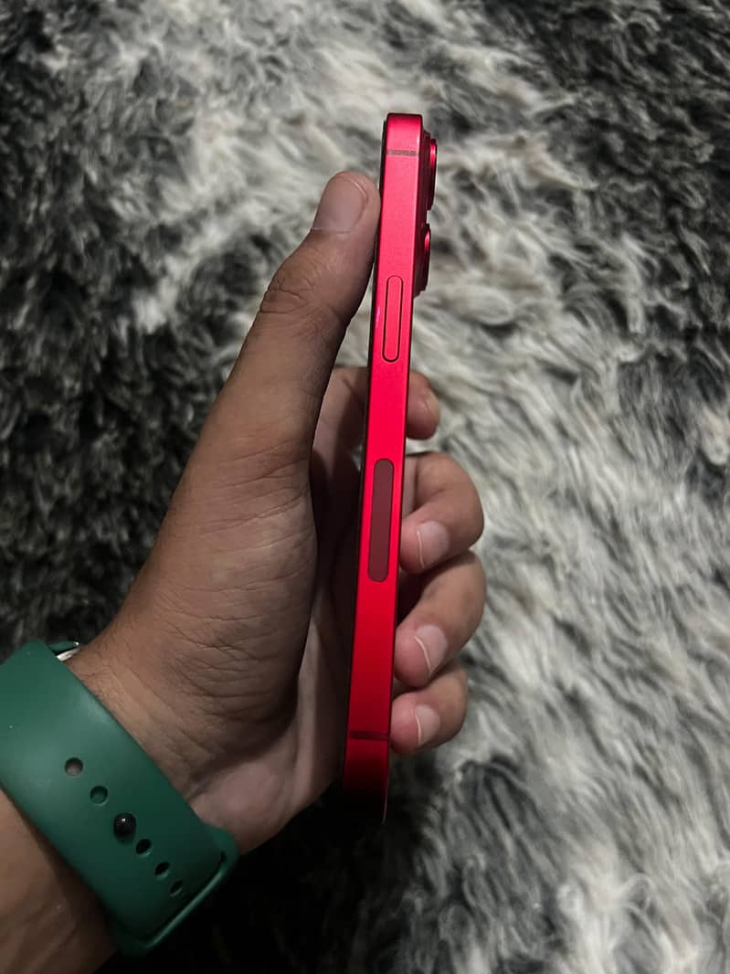 Apple iPhone 14 9