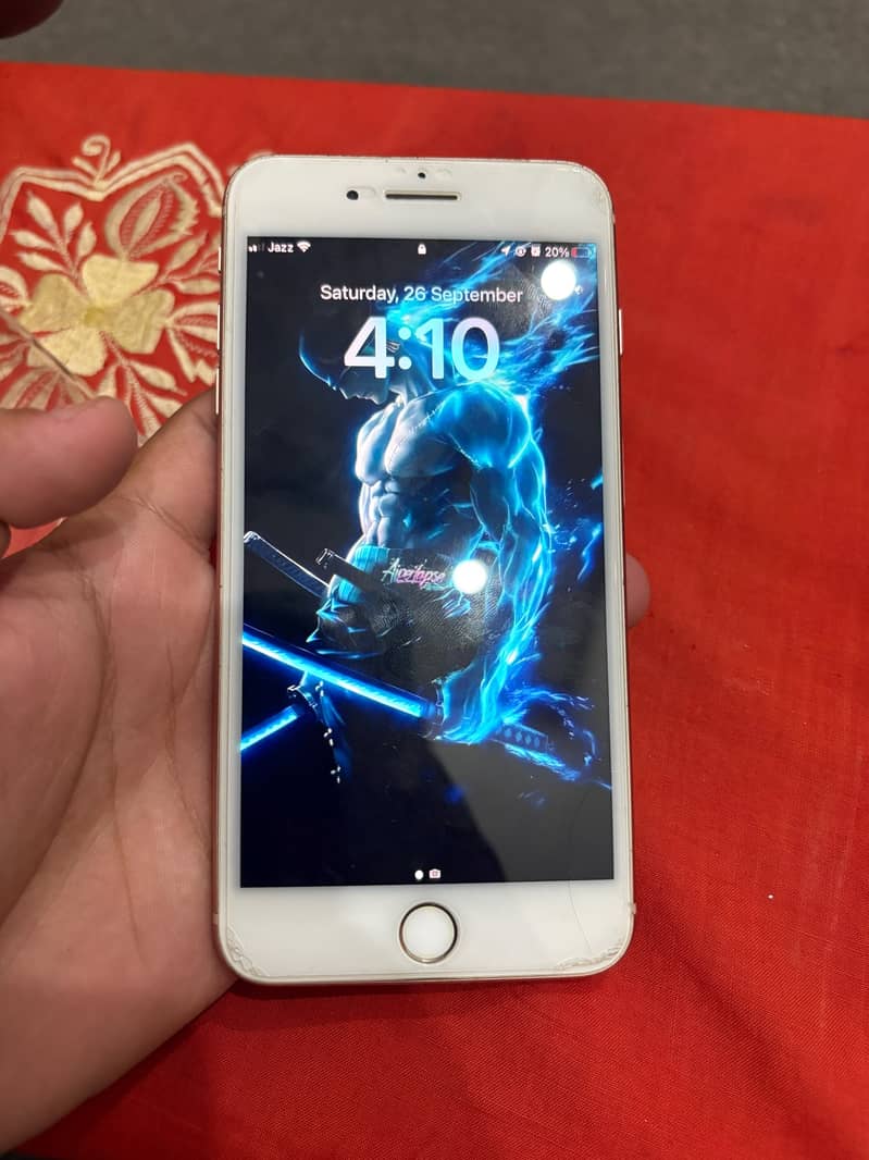 Apple iPhone 8 Plus 0