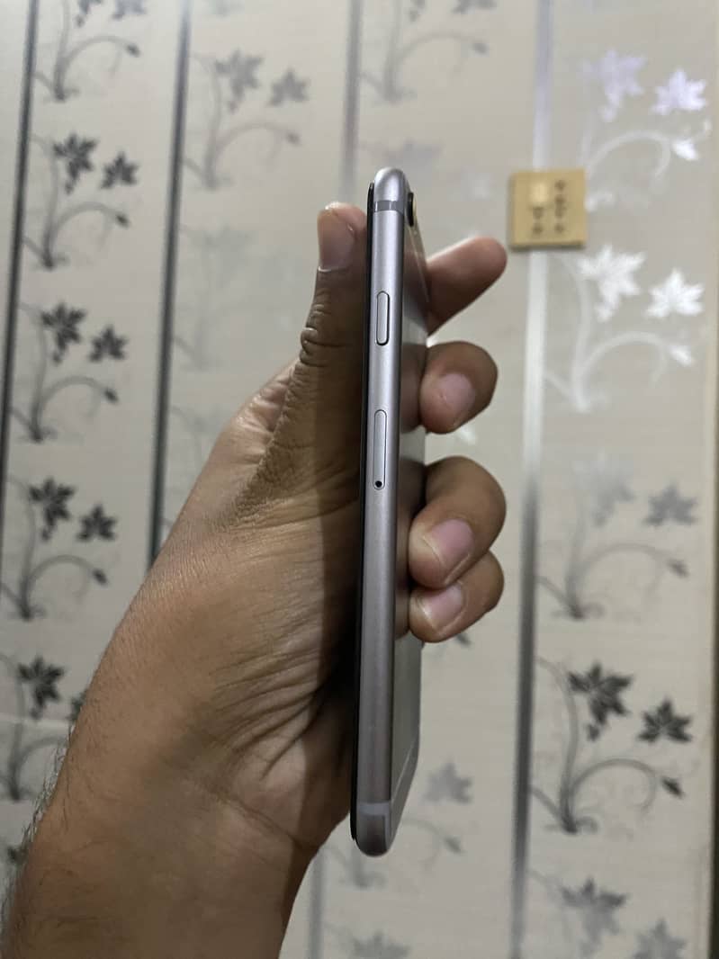 Apple iPhone 6S 2