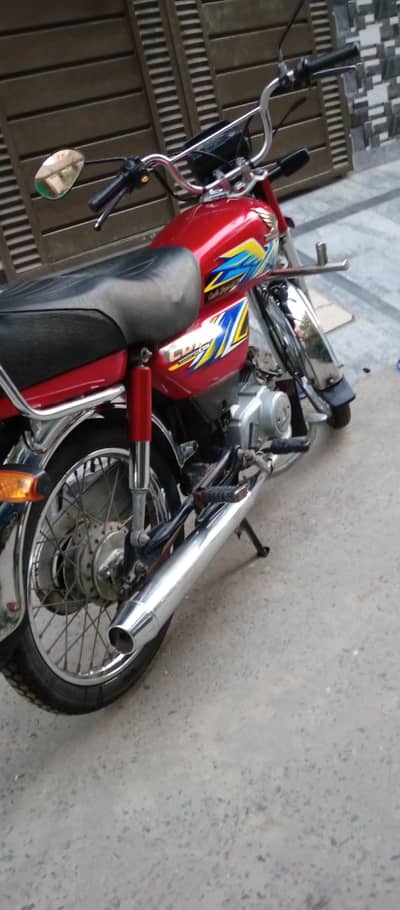 Honda CD70 FOR SALE IN GOOD CONDITION