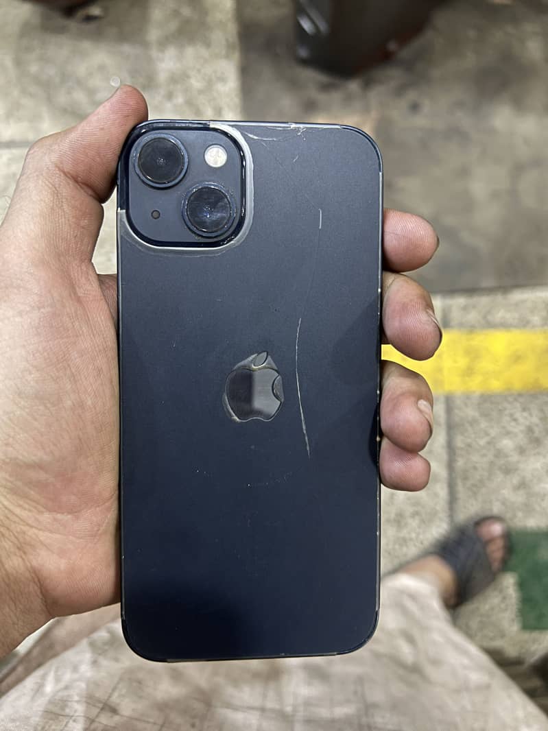 Apple iPhone 13 6