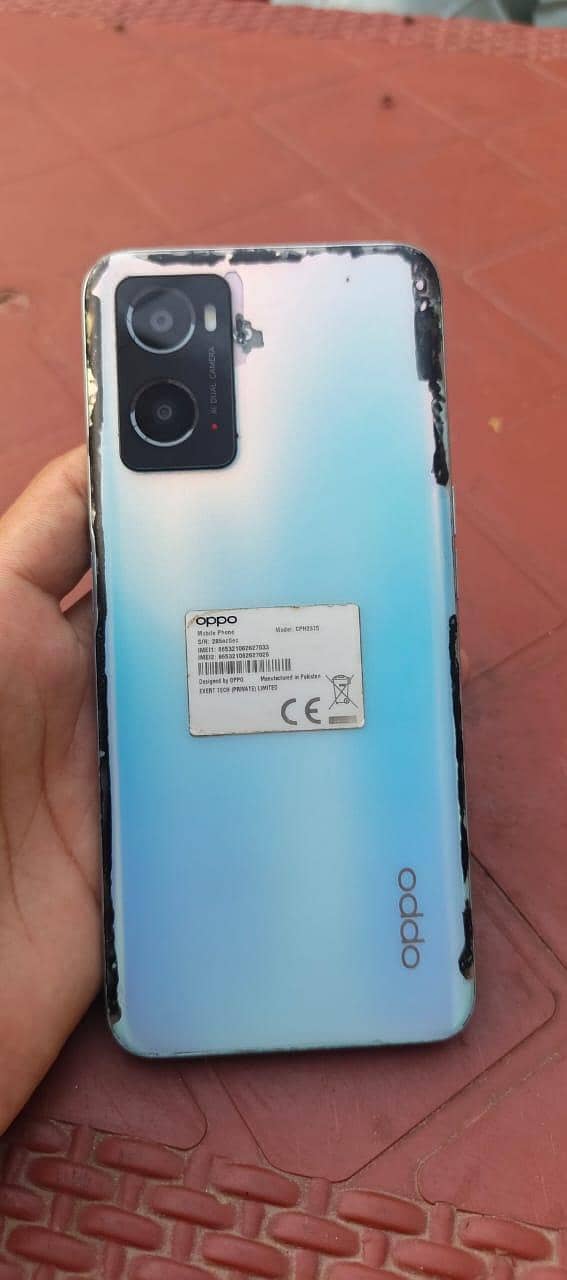 OPPO A76 1