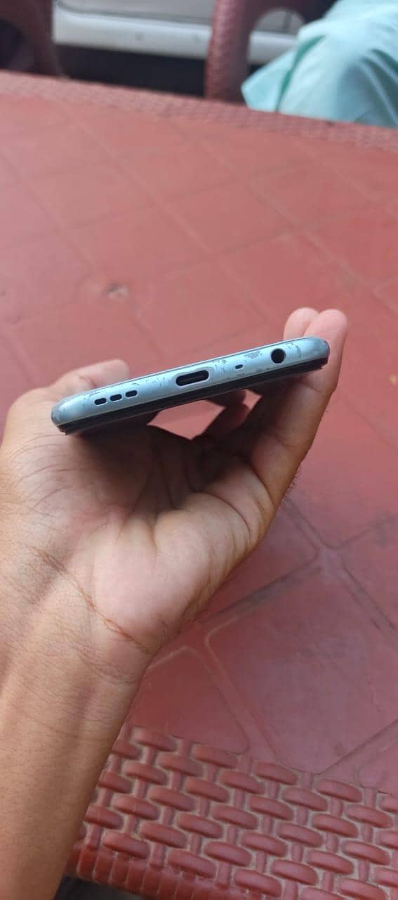 OPPO A76 5