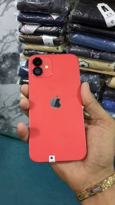 Apple iPhone 12