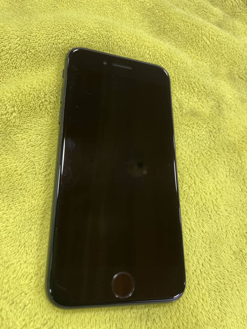 iPhone SE 0