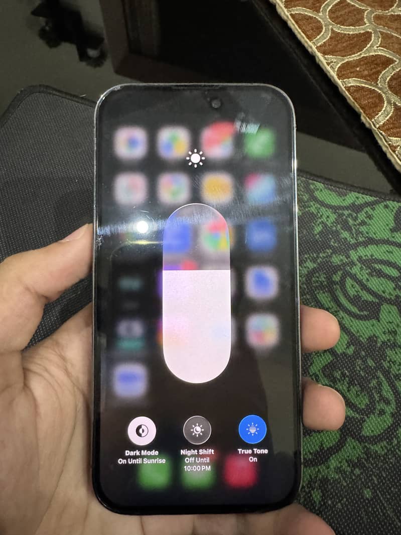 Apple iPhone 14 Pro 1