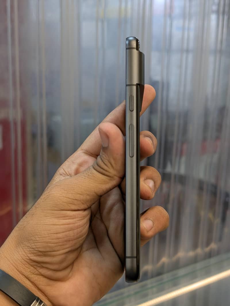 Google Pixel 8 1