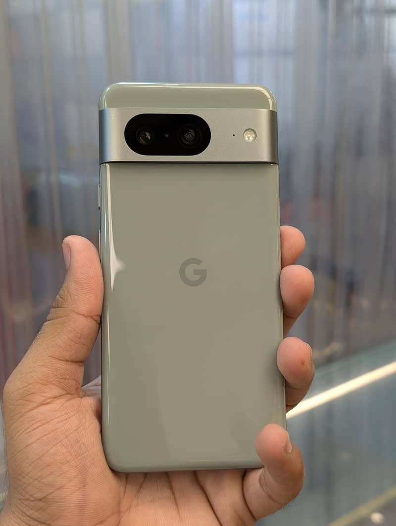 Google Pixel 8 3