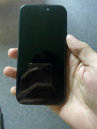Apple iPhone 16