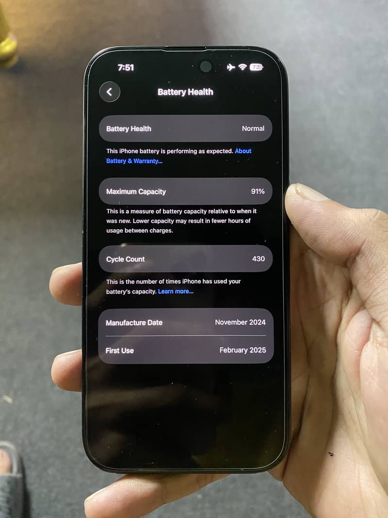 Apple iPhone 16 5