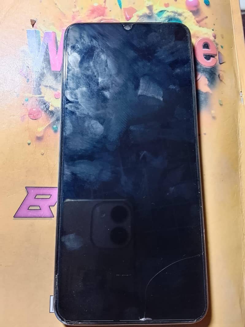 Realme Note 60 4