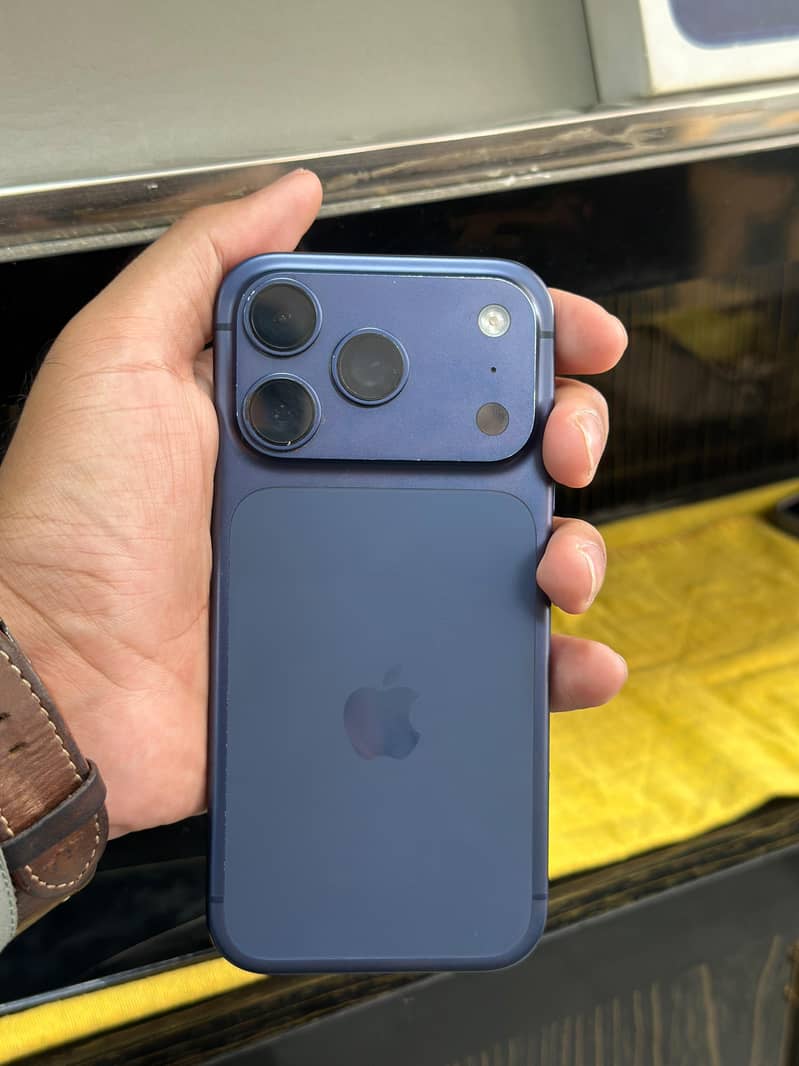 Apple iPhone 17 Pro 5