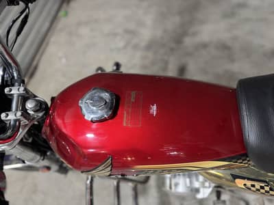 Honda 125 gold Edition