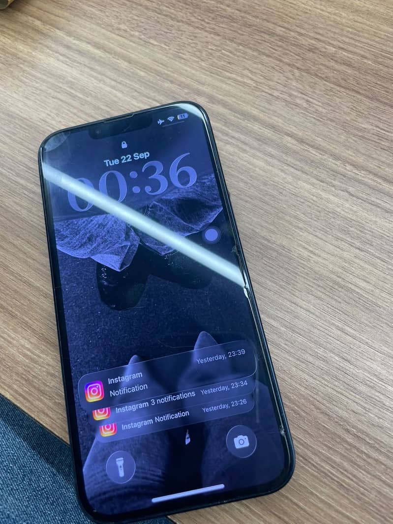 Apple iPhone 13 2