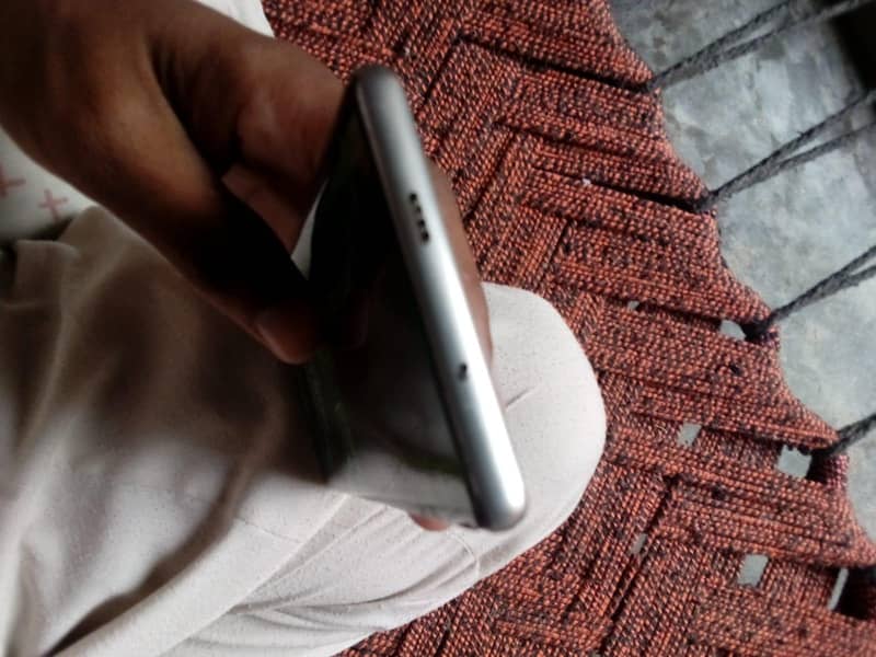 Tecno CAMON 20 Pro 4