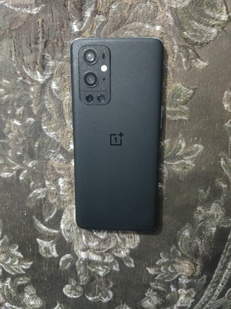 One Plus 9 Pro 0