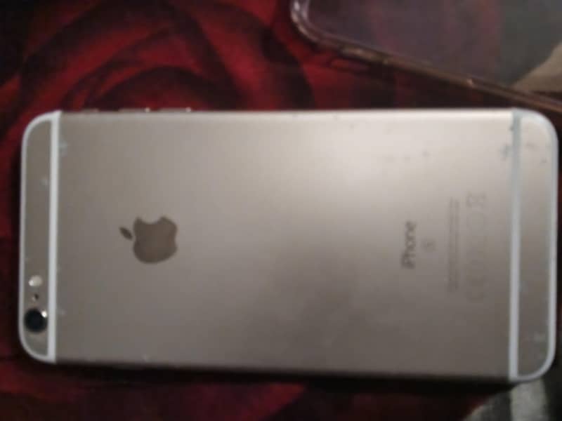 Apple iPhone 6S Plus 3