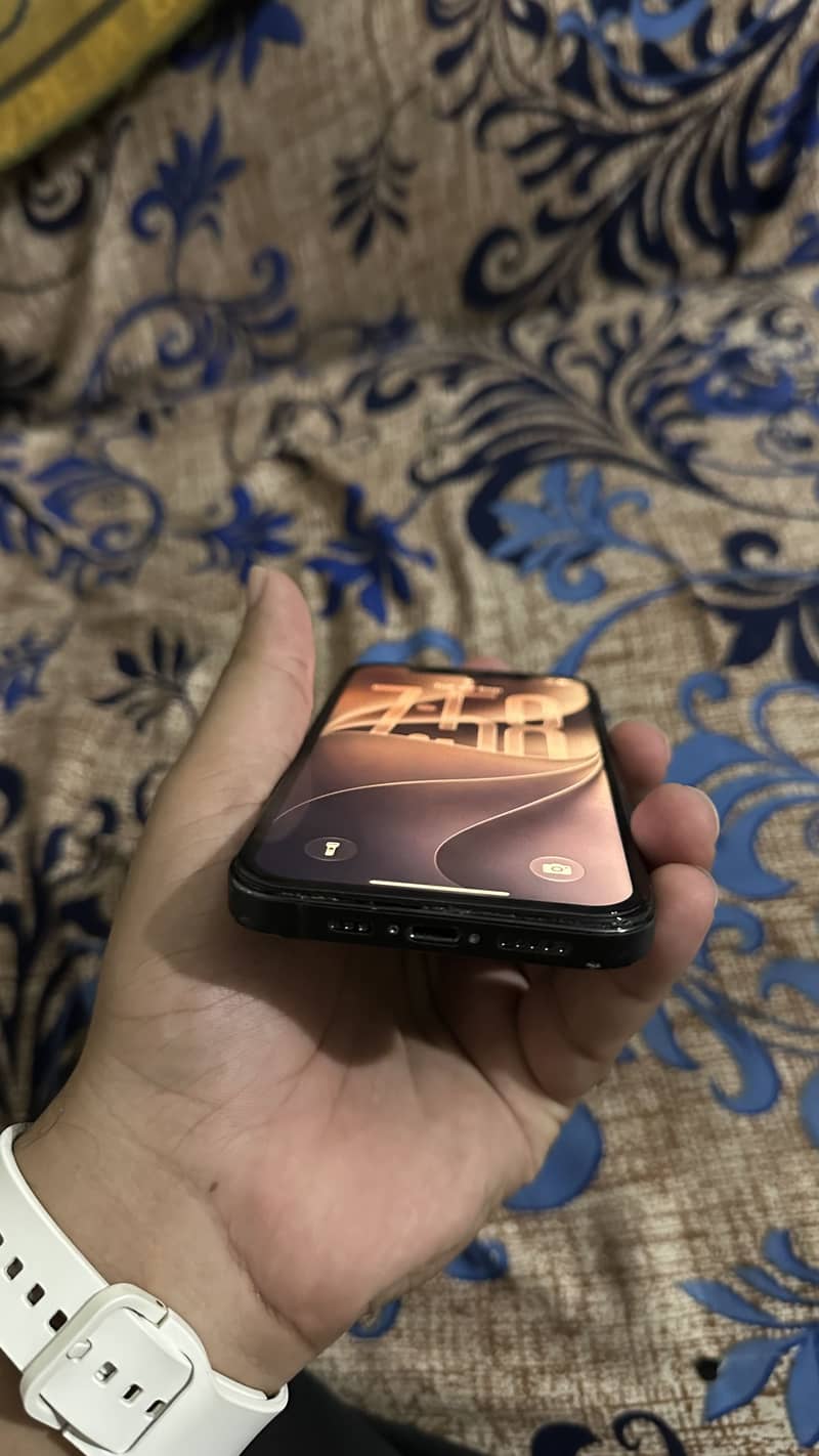 Apple iPhone 12 Pro 1