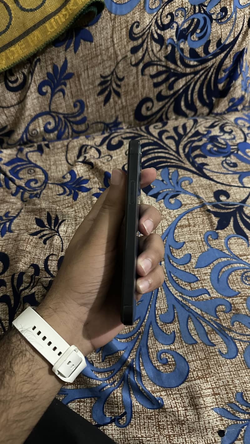 Apple iPhone 12 Pro 3