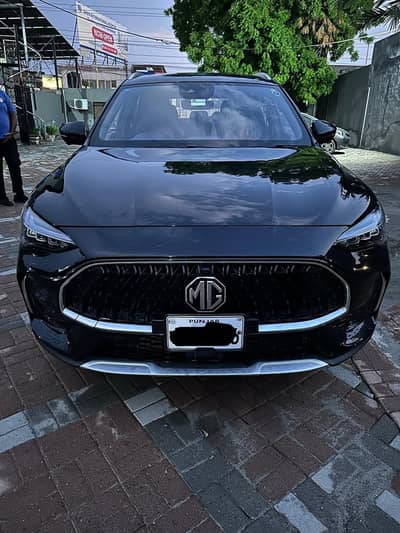 MG HS PHEV 2025