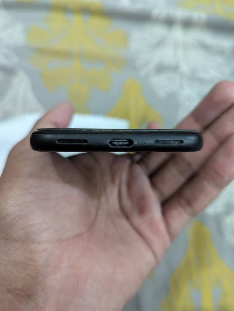 Google Pixel 4 3