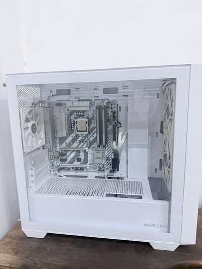 Asus gaming PC case with motherboard and cpu combo