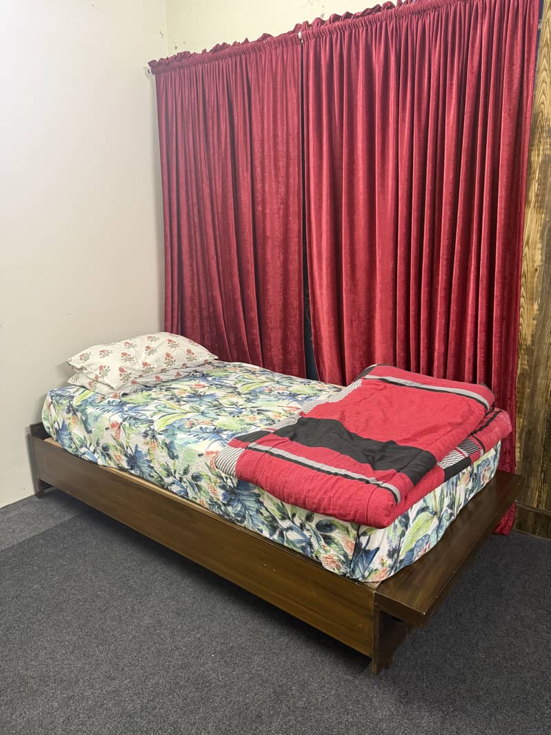Single Bed 0