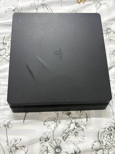 PS4 slim
