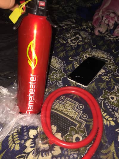 Flamebetter bottle with handle guthka
