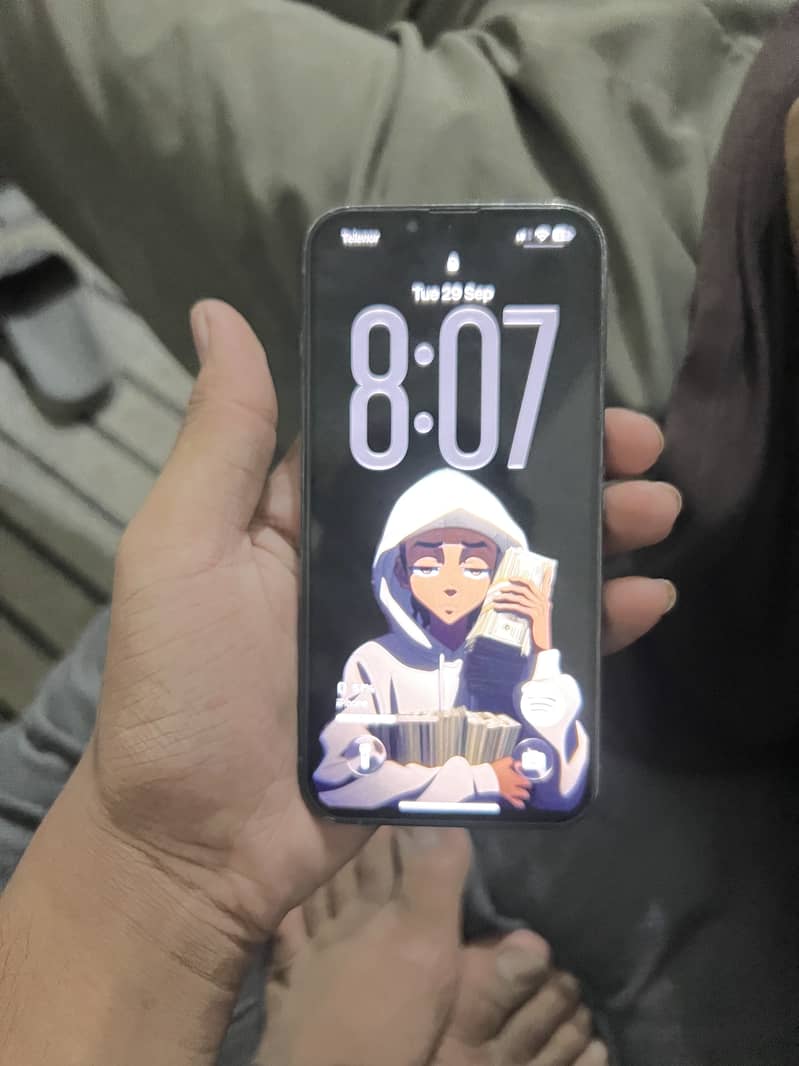 Apple iPhone 13 Pro 2