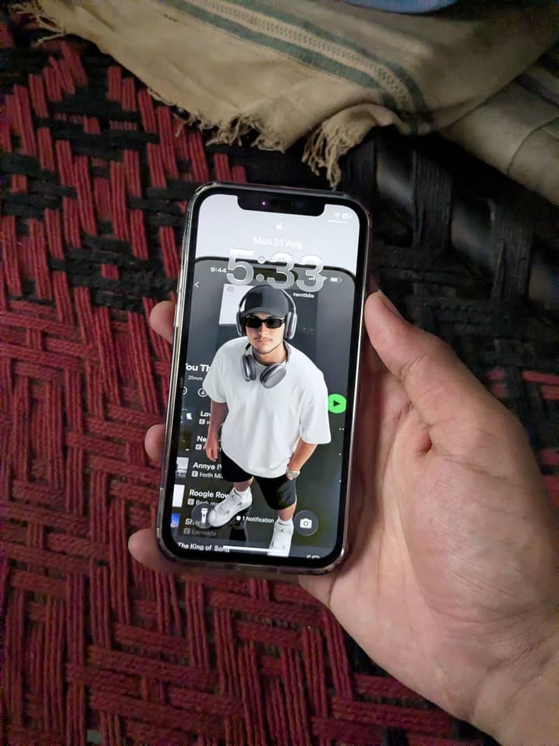Apple iPhone 12 3