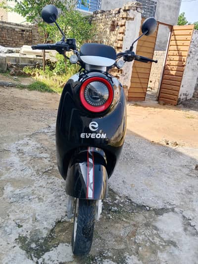 Eveon Flora 600W - 9 Month Used - Battery Perfect