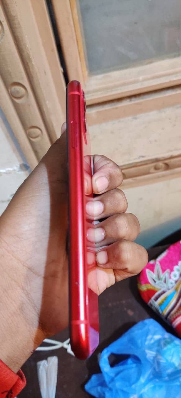 Apple iPhone 11 2